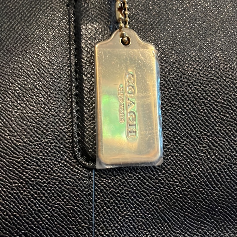 Coach - Picture 4 of 5